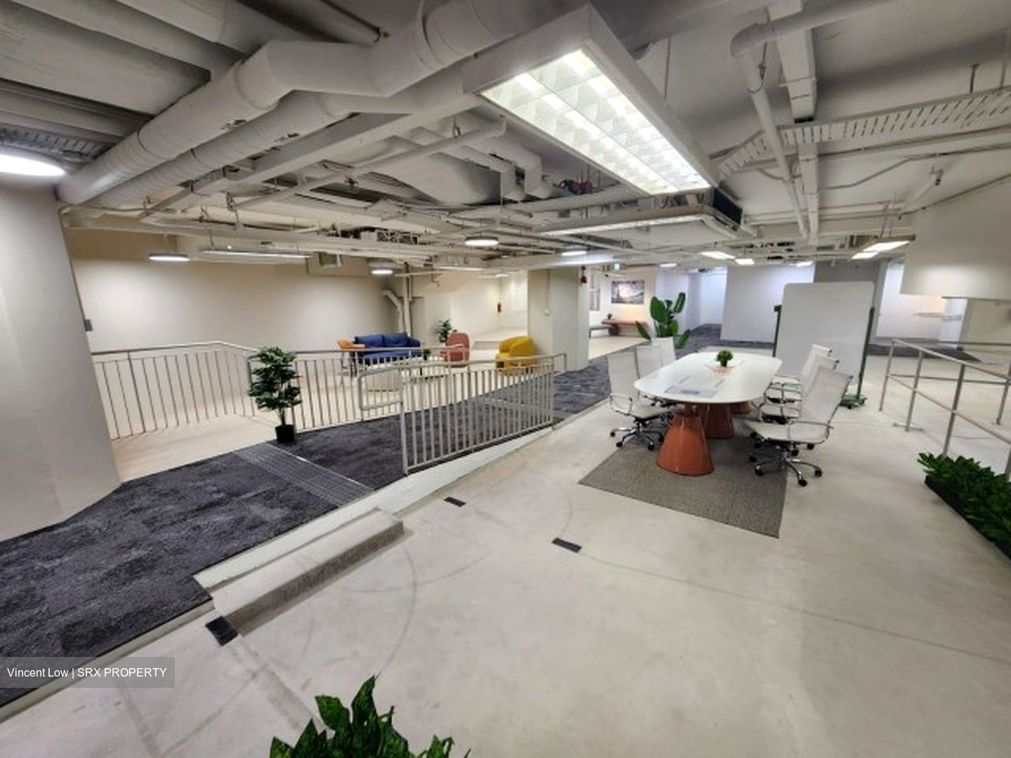 Hsbc Building (D1), Office #517699151